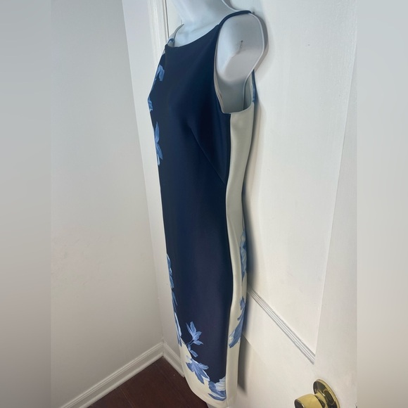 Donna Karan Boat Neck Sleeveless Sheath Navy & Cream Floral Midi Nightfall Dress - Picture 7 of 9